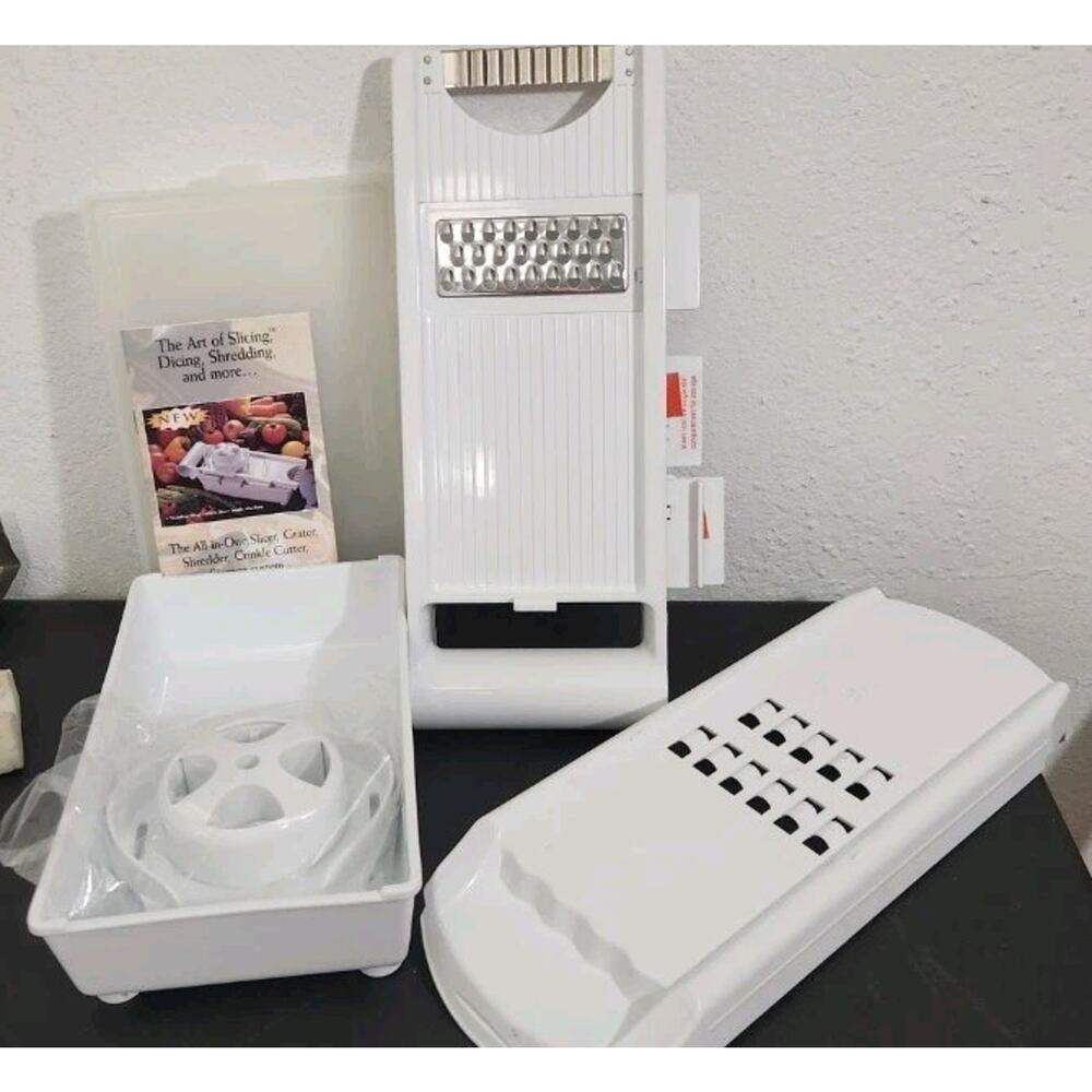 Vintage QVC 1998 New Art Of Slicing 6 In 1 Grater, Slicer & SHREDDER Kitchen